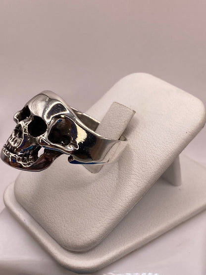 Anillo de Calavera en Plata .925, vista frontal