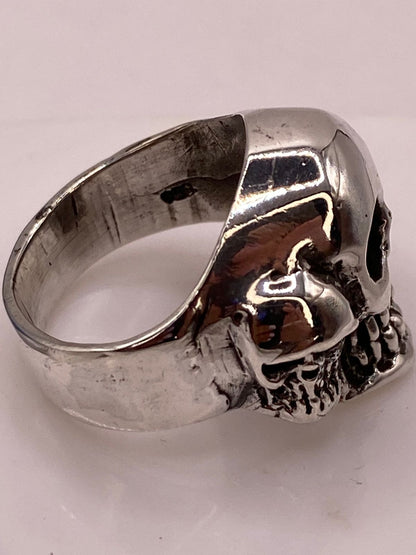 Anillo de Calavera Triple en Plata .950, sello de autenticidad Plata Ley .925
