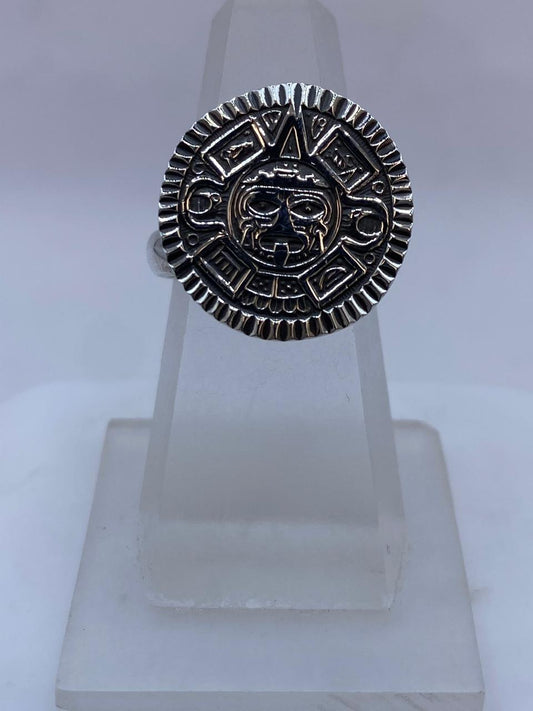 Anillo Calendario Azteca Ajustable en Plata .925 – Diseño Redondo Prehispánico — vista lateral