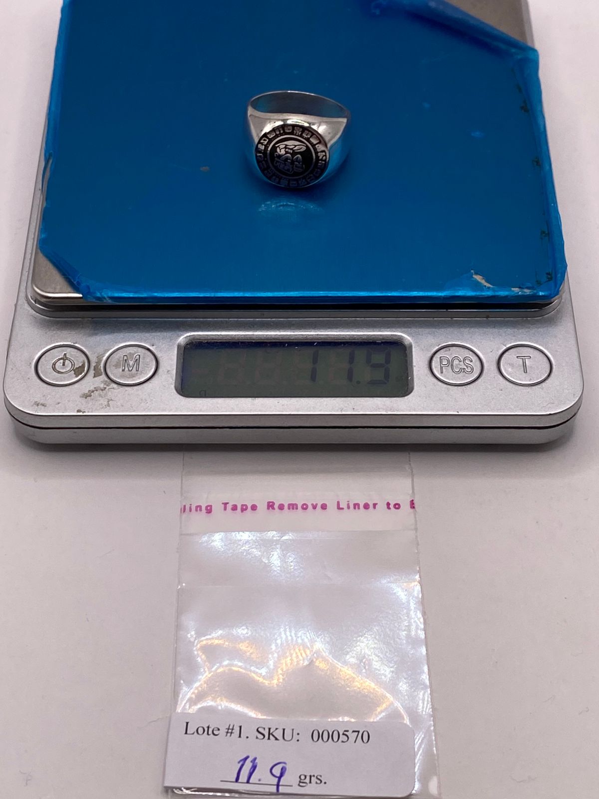 Anillo Calendario Azteca en Plata .925, peso en gramos (báscula)