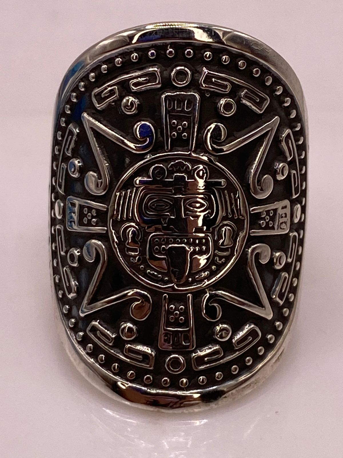 Anillo Calendario Azteca en Plata .925, sello de autenticidad Plata Ley .925