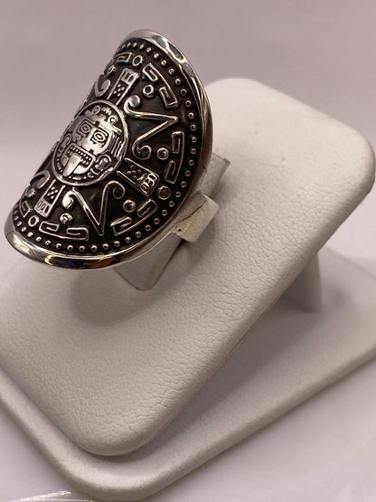 Anillo Calendario Azteca en Plata .925, vista lateral