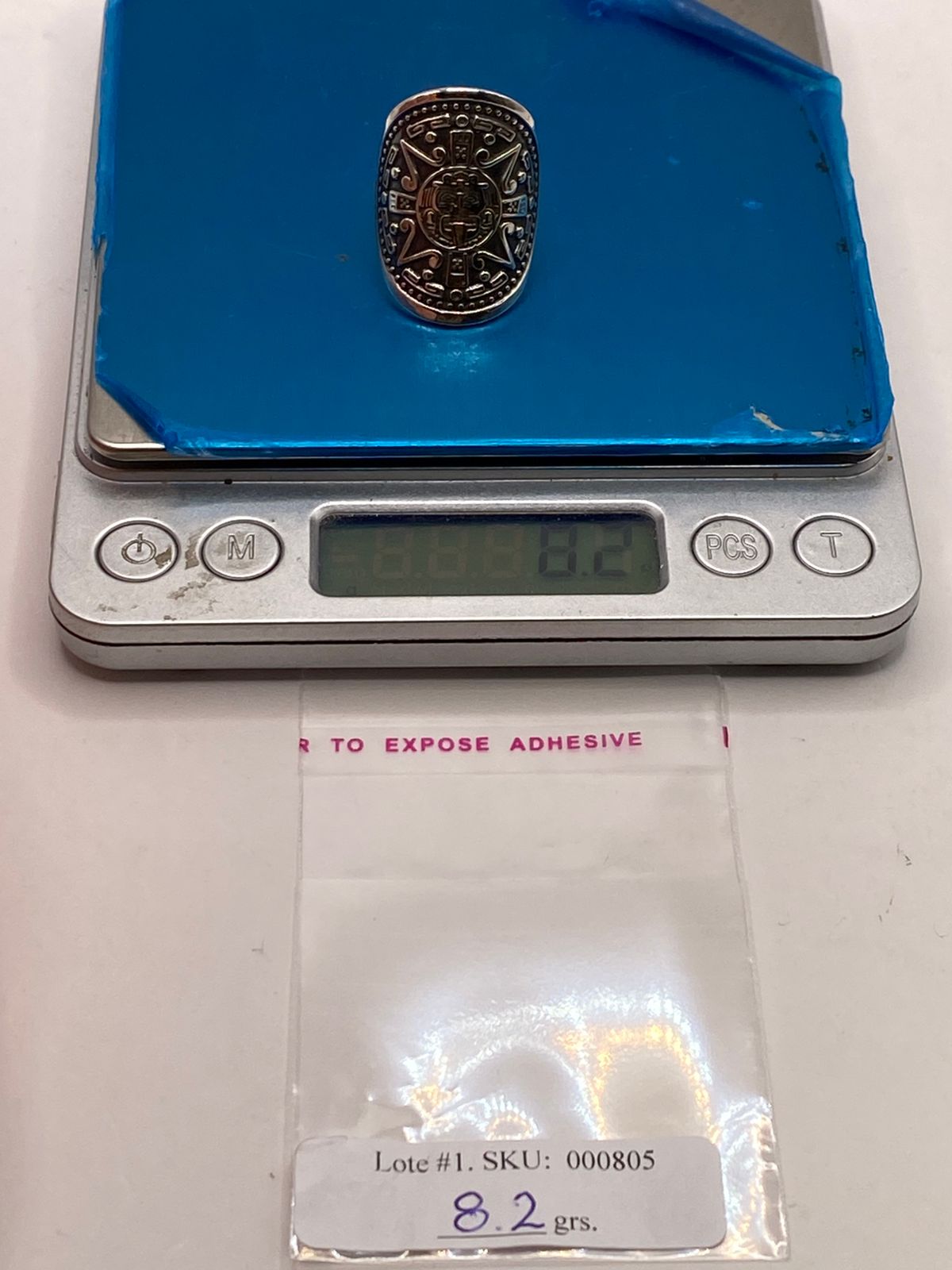 Anillo Calendario Azteca en Plata .925, peso en gramos (báscula)