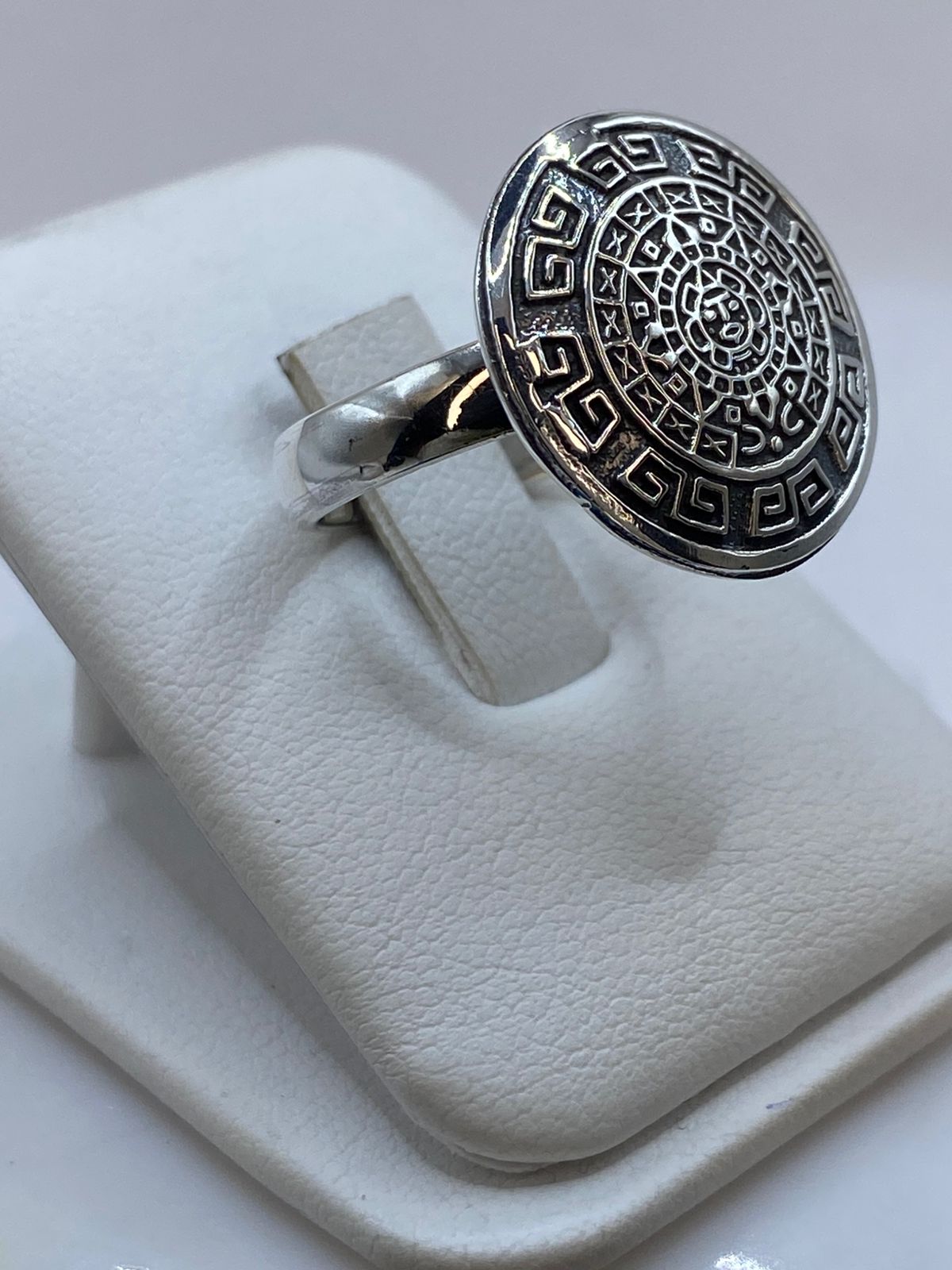 Anillo Calendario Maya en Plata .925, vista frontal