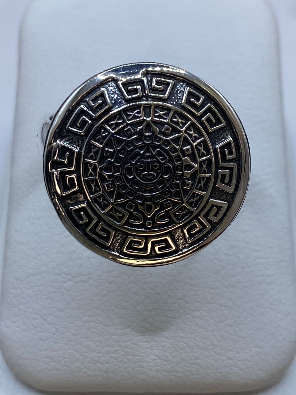 Anillo Calendario Maya en Plata .925, vista lateral