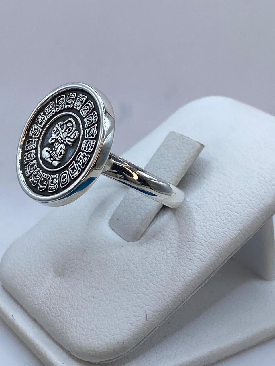 Anillo Calendario Maya en Plata .925 Diseño Circular Ancestral, vista frontal