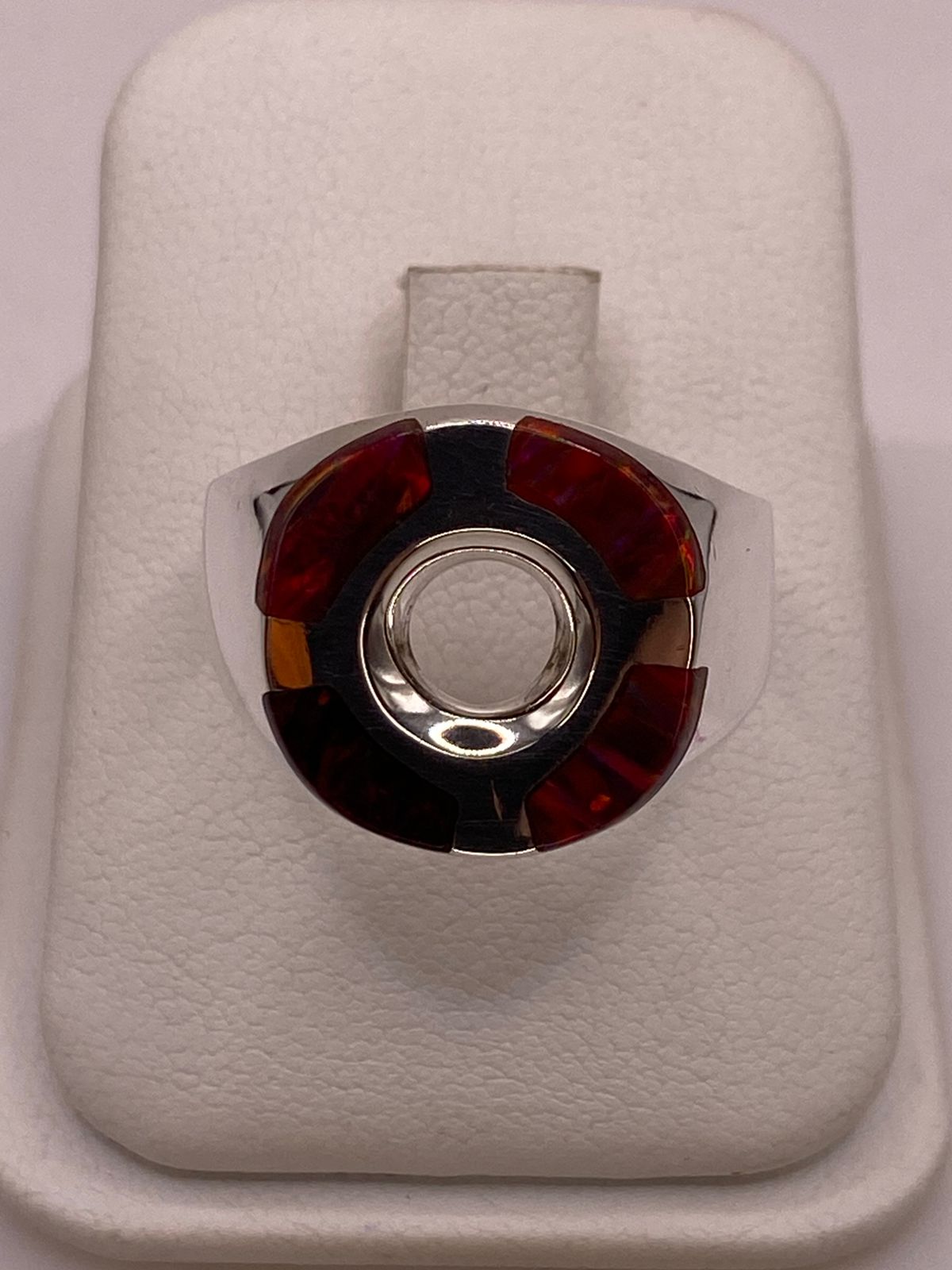 Anillo Circular con Ópalo de Fuego Multicolor en Plata .925, vista lateral