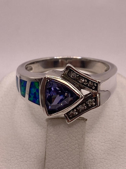 Anillo Contemporáneo Asimétrico con Ópalo de Fuego y Zirconia en Plata .925, vista posterior
