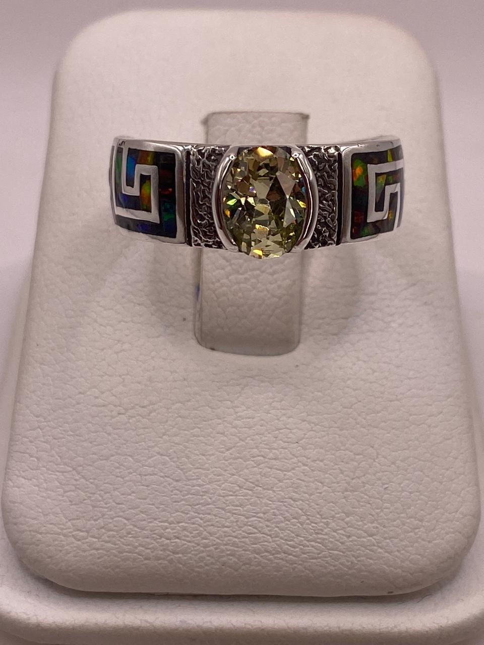 Anillo Contemporáneo Asimétrico con Ópalo de Fuego y Zirconia en Plata .950, vista frontal