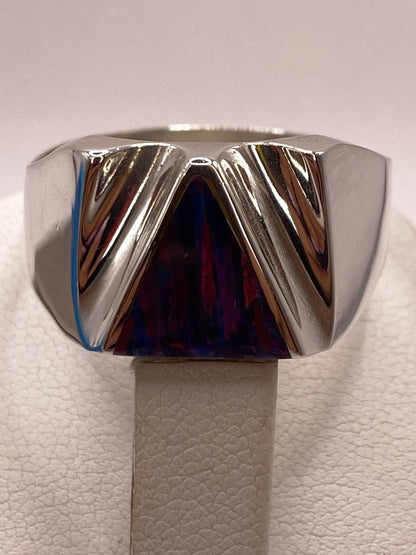 Anillo Contemporáneo en Plata Ley 950 con Ópalo de Fuego, vista de detalle