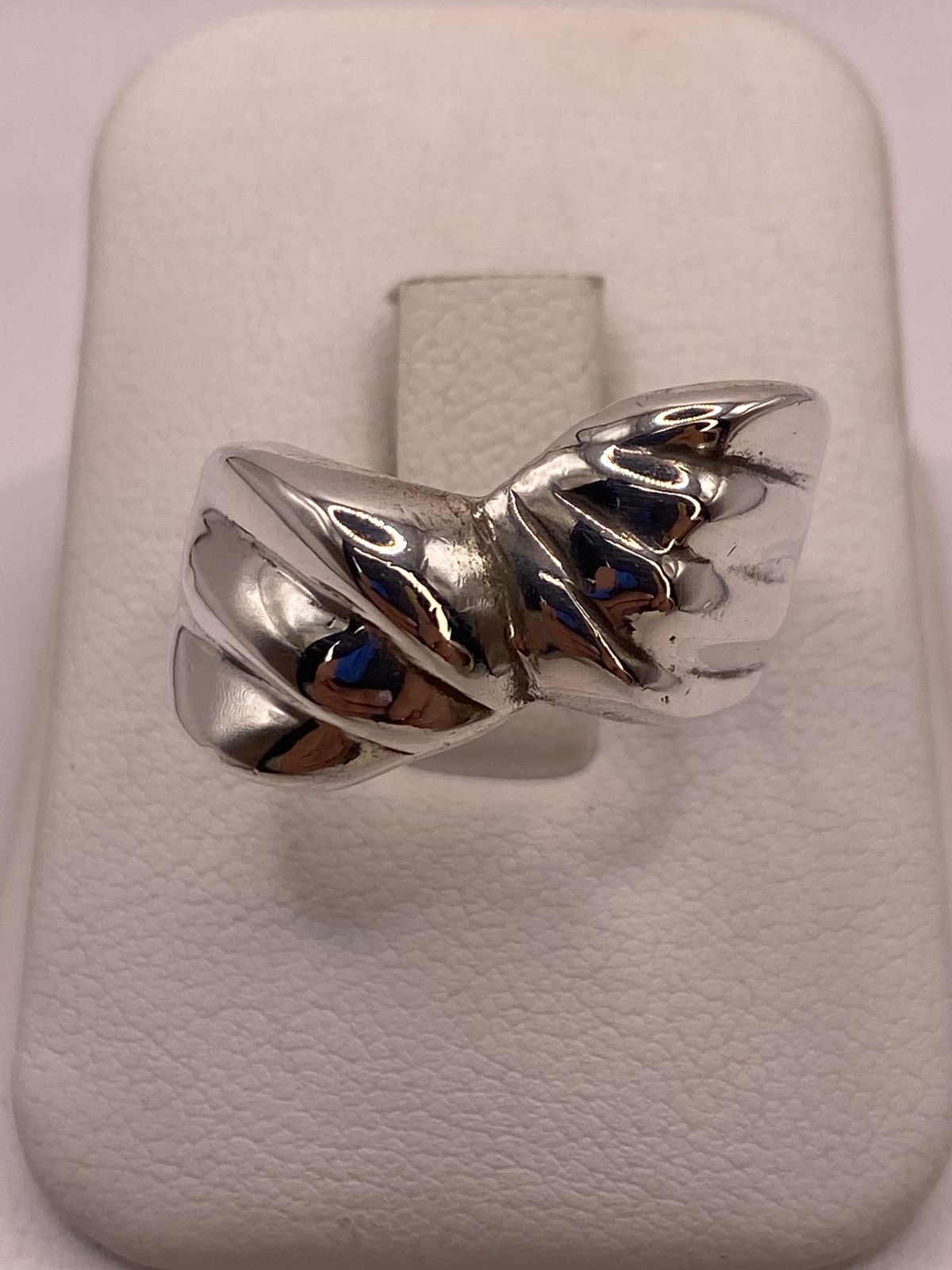 Anillo Contemporáneo en Plata .925, vista frontal