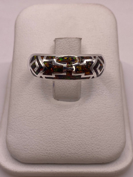 Anillo Contemporáneo de Plata 950 con Ópalo de Fuego — ángulo diagonal