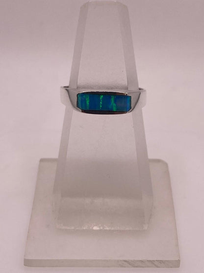 Anillo Contemporáneo de Plata 950 con Ópalo de Fuego, vista lateral