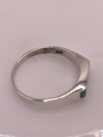 Anillo Contemporáneo de Plata 950 con Ópalo de Fuego, sello de autenticidad Plata Ley .925