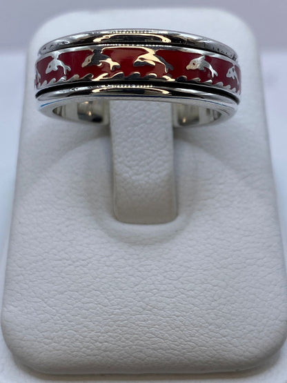 Anillo de Coral Rojo con Delfines en Plata .925 — ángulo diagonal
