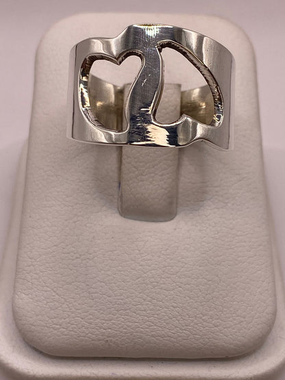 Anillo de Corazones Recortados en Plata .925, vista lateral