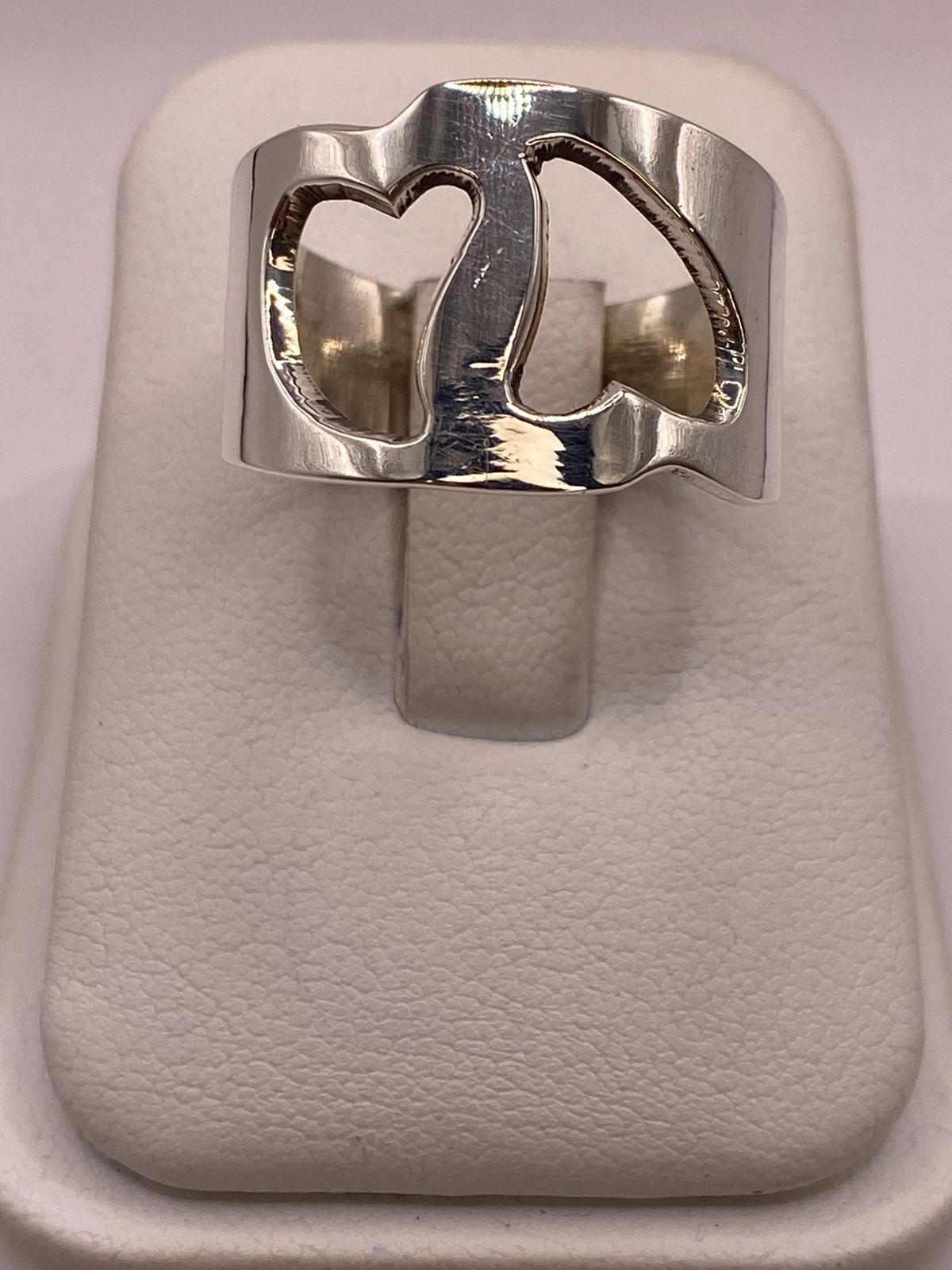Anillo de Corazones Recortados en Plata .925 — detalle de acabado