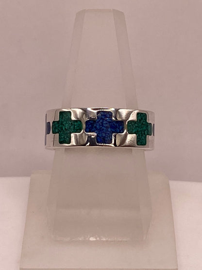 Anillo Cruz Geométrica de Plata .925 con Incrustaciones de Piedra — vista lateral
