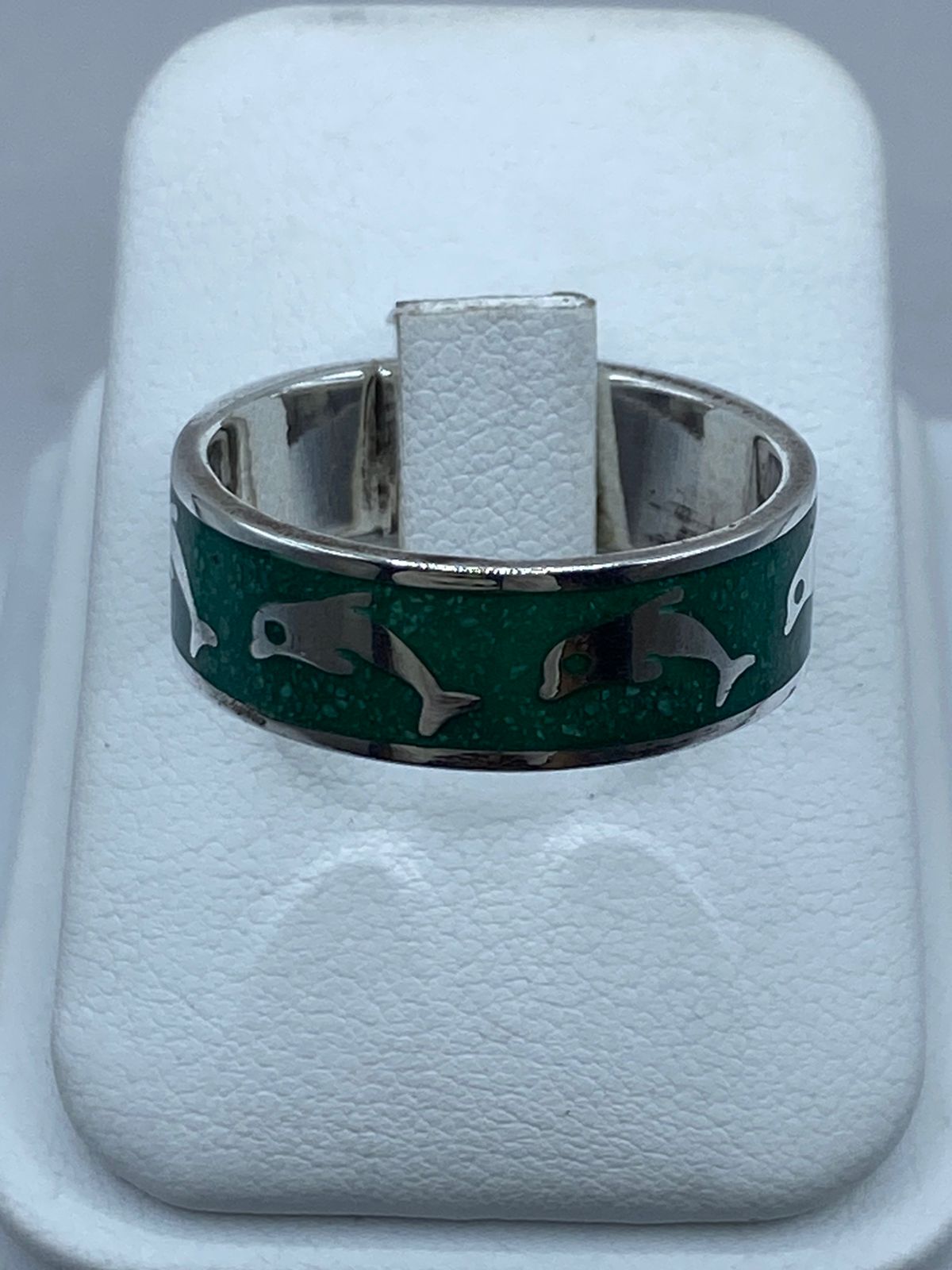 Anillo Delfines en Plata .925 con Malaquita Natural, vista lateral