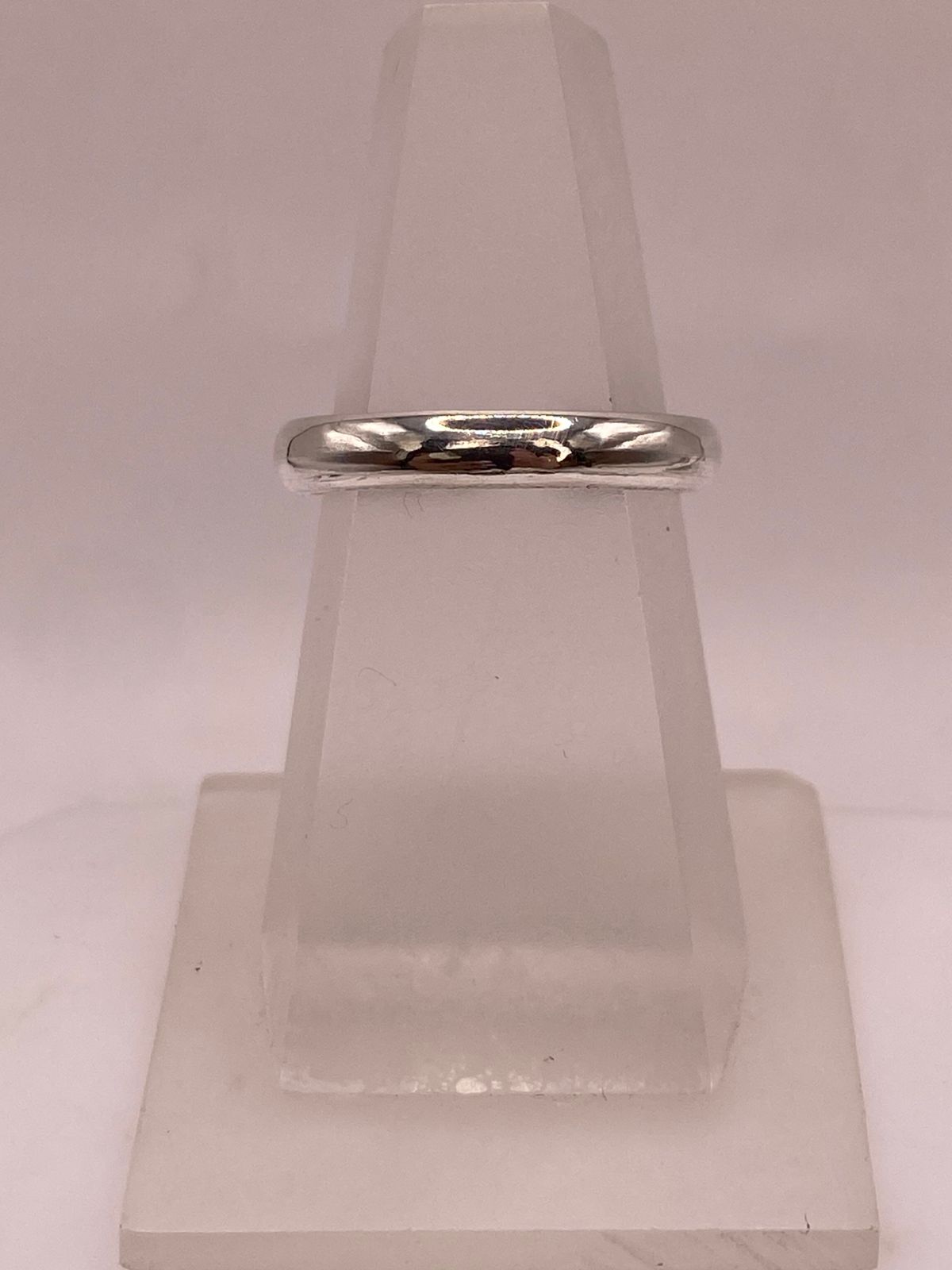 Anillo Delgado Liso de Plata Ley .925, vista superior
