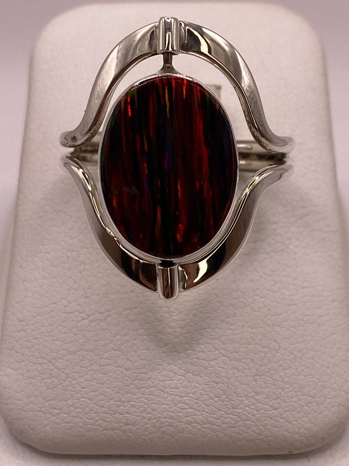 Anillo Doble Vista Giratorio con Ópalo de Fuego en Plata .925, vista de detalle