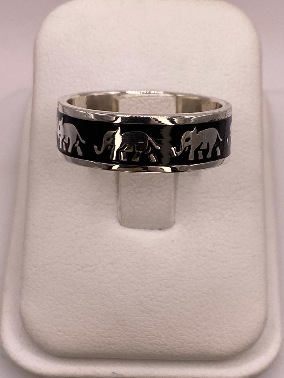 Anillo Elefantes en Plata .925 – Diseño Étnico — vista lateral