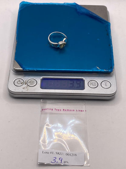 Anillo Elegante Curvo de Plata 950 con Ópalo de Fuego y Zirconia, vista frontal