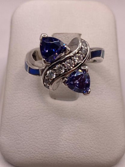 Anillo Elegante de Plata 925 con Ópalo de Fuego y Zirconia, vista frontal