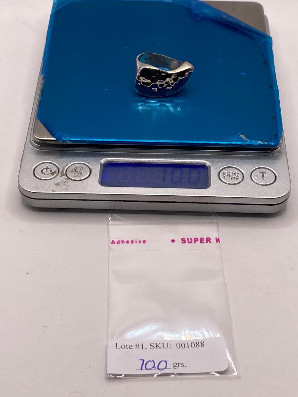 Anillo Escultural Martillado en Plata .925, peso en gramos (báscula)
