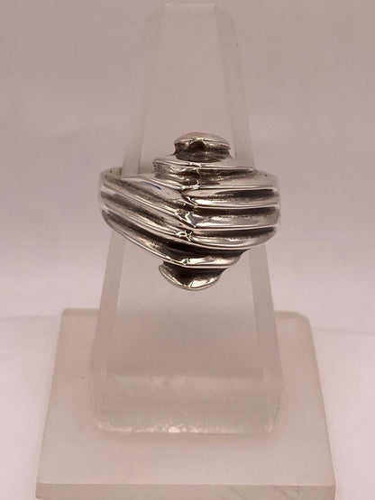 Anillo Escultural Ondas en Plata .925 — vista lateral