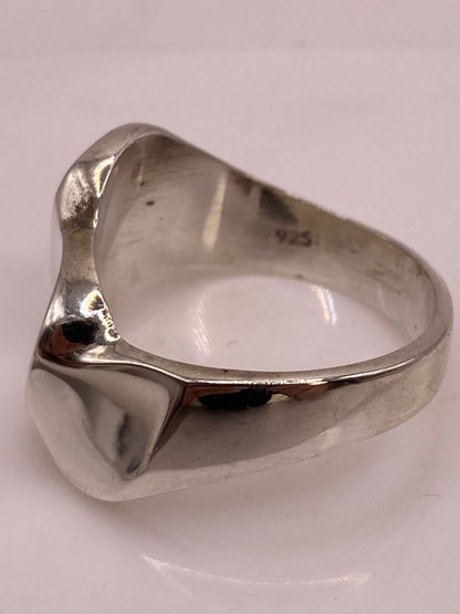 Anillo Escultural de Plata Ley .925 con Formas Ovaladas, sello de autenticidad Plata Ley .925