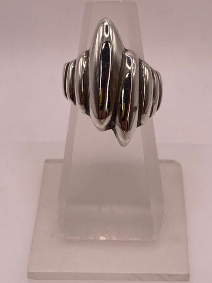 Anillo Escultural de Plata .925 — vista lateral