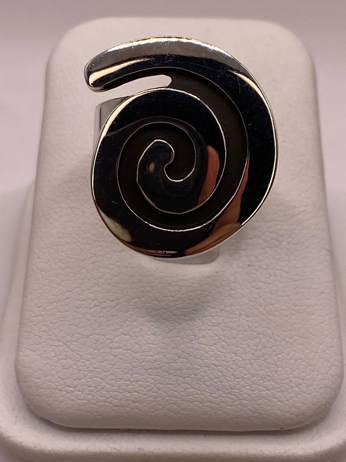 Anillo Espiral Ajustable de Plata Ley .925, vista lateral
