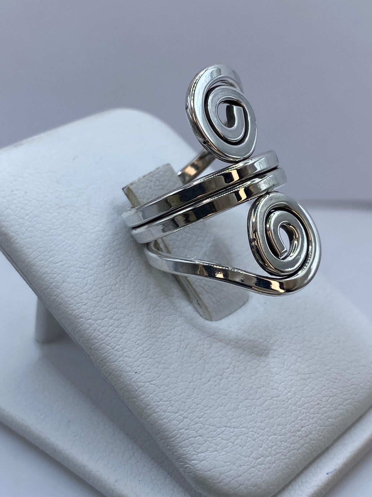Anillo Espiral Doble en Plata .925, sello de autenticidad Plata Ley .925