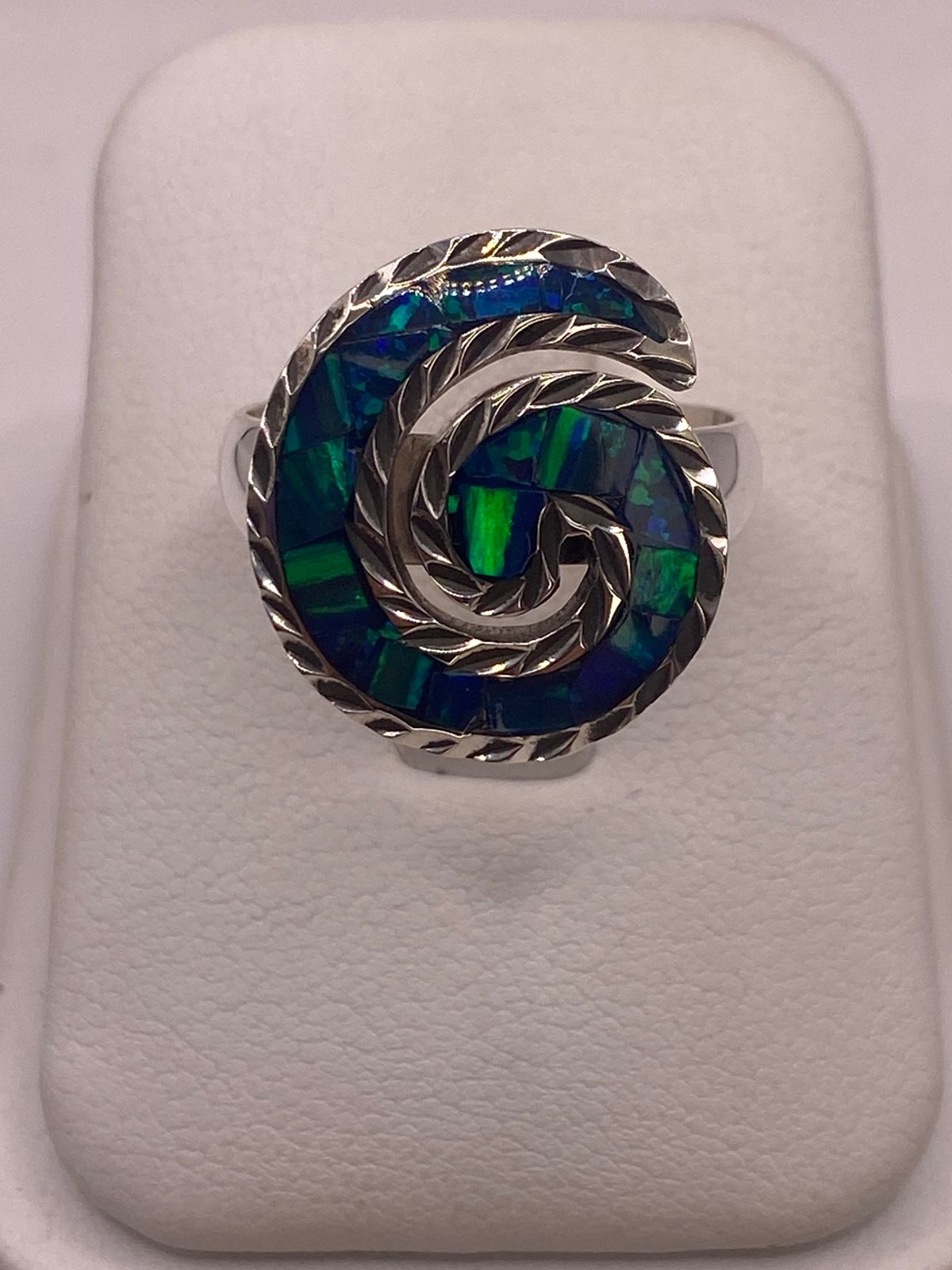 Anillo Espiral de Plata 925 con Ópalo de Fuego — ángulo diagonal