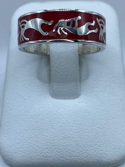 Anillo Espíritu Ancestral en Plata .925 con Coral Rojo — vista lateral