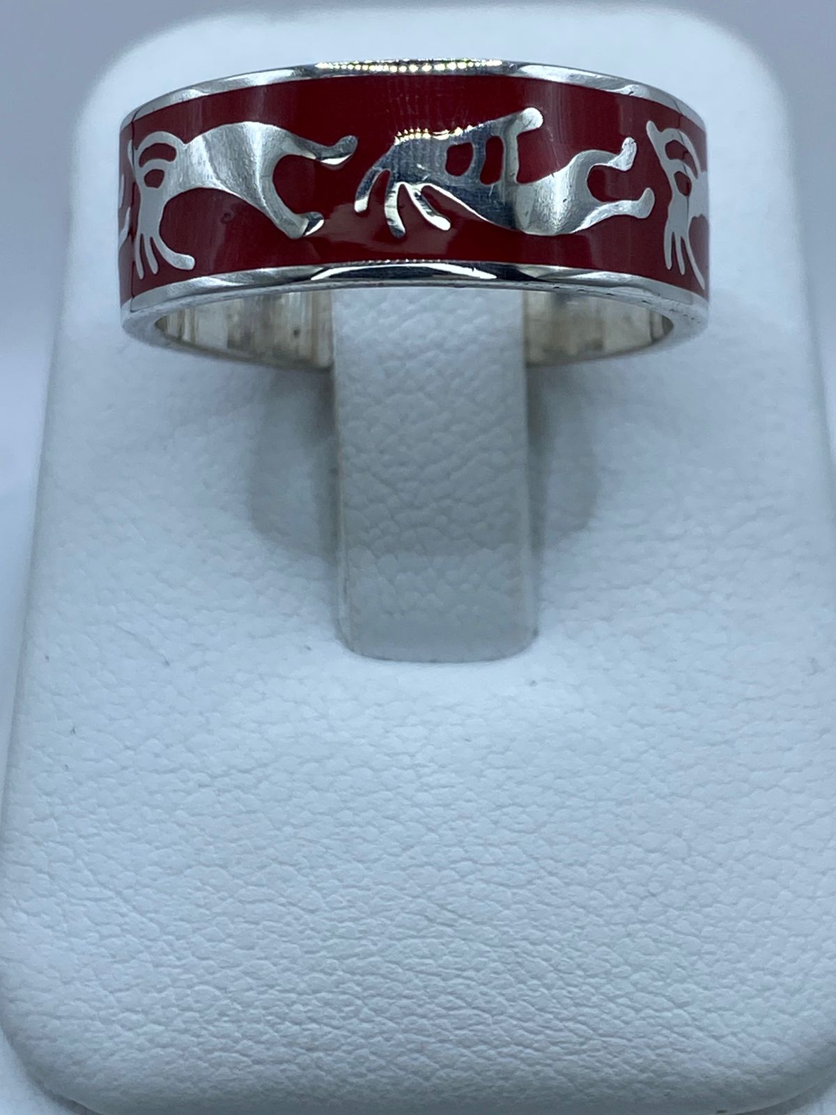Anillo Espíritu Ancestral en Plata .925 con Coral Rojo, vista lateral