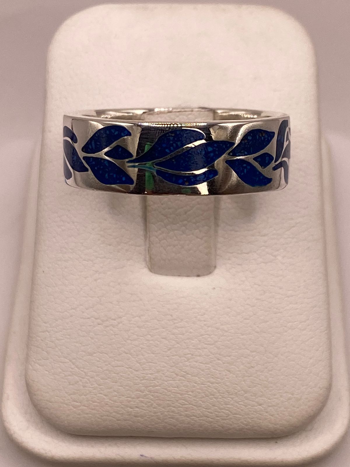 Anillo Floral Azul de Plata .925 con Incrustaciones — vista lateral
