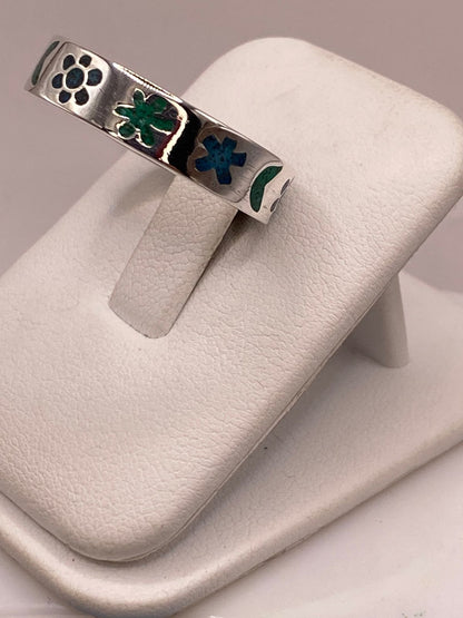 Anillo Floral y Lunar de Plata .925 con Incrustaciones, vista lateral