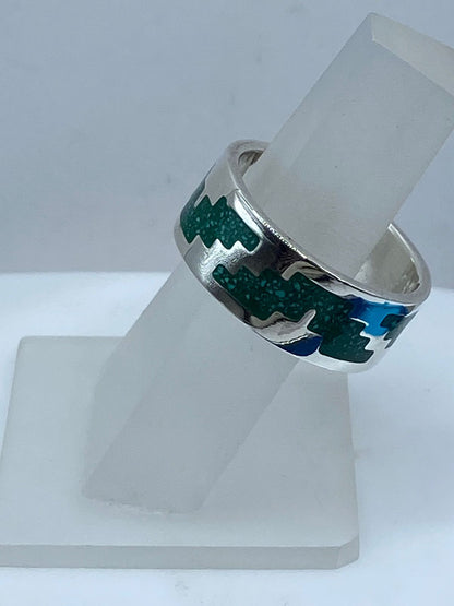 Anillo Forma de Pirámide en Plata .925 con Ónix, vista lateral