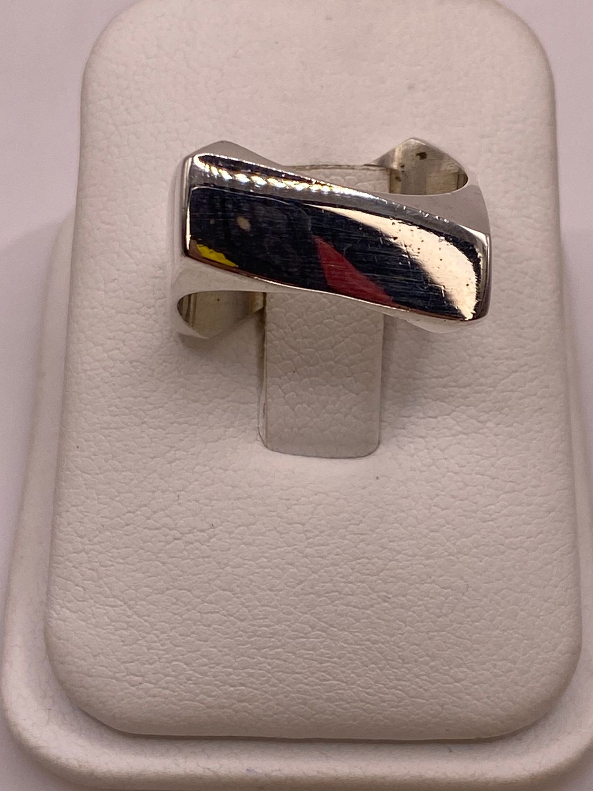 Anillo Geométrico Cuadrado de Plata Ley .925, vista frontal