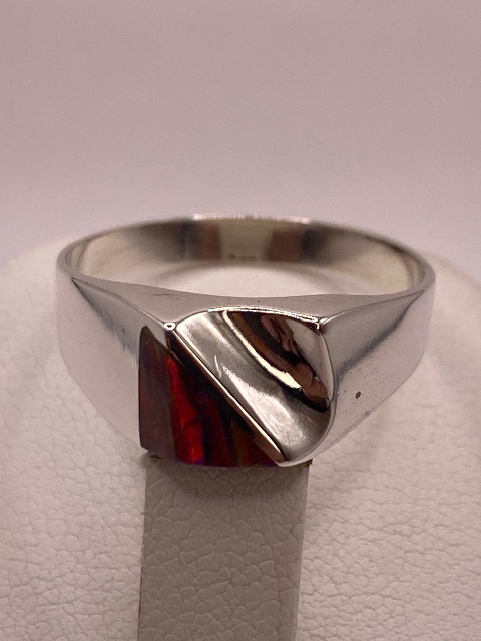 Anillo Geométrico con Ópalo de Fuego en Plata .925, vista superior