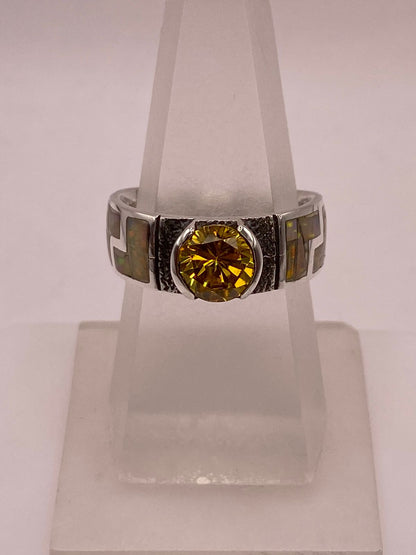Anillo Geométrico con Ópalo de Fuego y Zirconia Amarilla en Plata .950, vista lateral