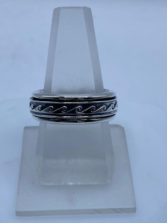 Anillo Giratorio de Plata 925 con Diseño de Olas Clásicas