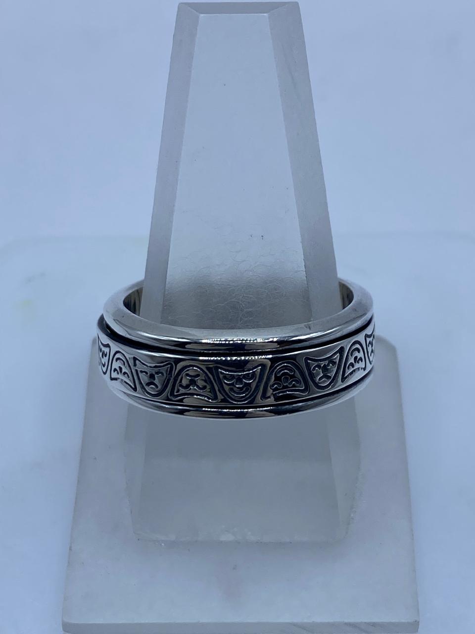Anillo Giratorio de Plata 925 con Máscaras Teatrales, vista frontal