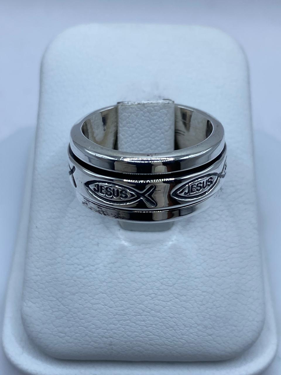 Anillo Giratorio de Plata 925 con Símbolo Ichthys y Nombre Jesús — detalle de piedra