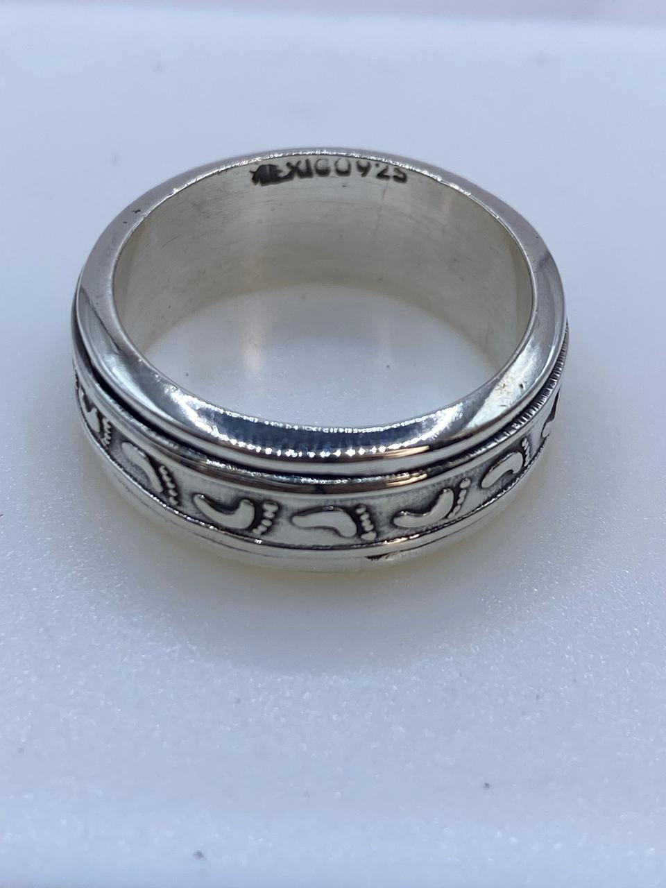 Anillo Giratorio de Huellas en Plata .925, sello de autenticidad Plata Ley .925