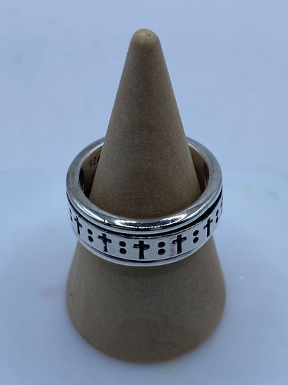 Anillo Giratorio de Plata 925 con Diseño de Cruces, vista frontal