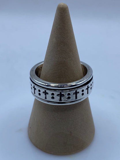 Anillo Giratorio de Plata 925 con Diseño de Cruces, vista lateral