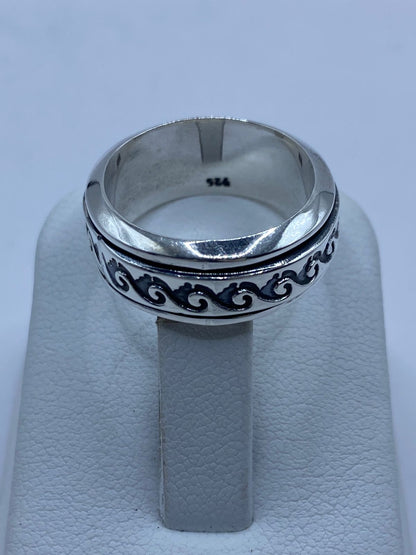 Anillo Giratorio de Plata 925 con Diseño de Olas Clásicas , vista de detalle
